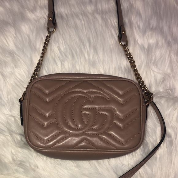 The mini Gucci Marmot chain shoulder bag. Dusty pink. - Picture 9 of 16